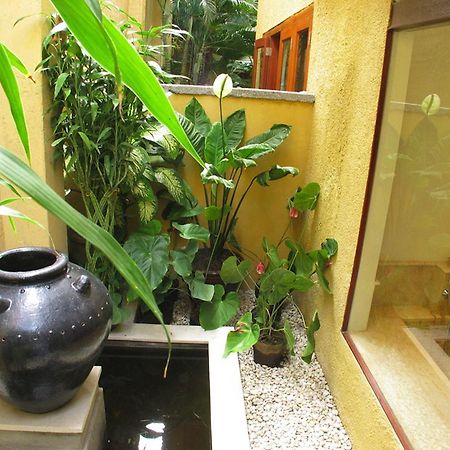 D'Sriwing Villa Gallery Kuta  Exterior photo