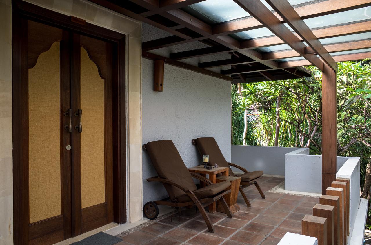 D'Sriwing Villa Gallery Kuta  Exterior photo
